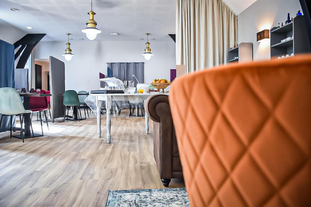 L'auberg'ine - Maison Glenn Anna Hotel